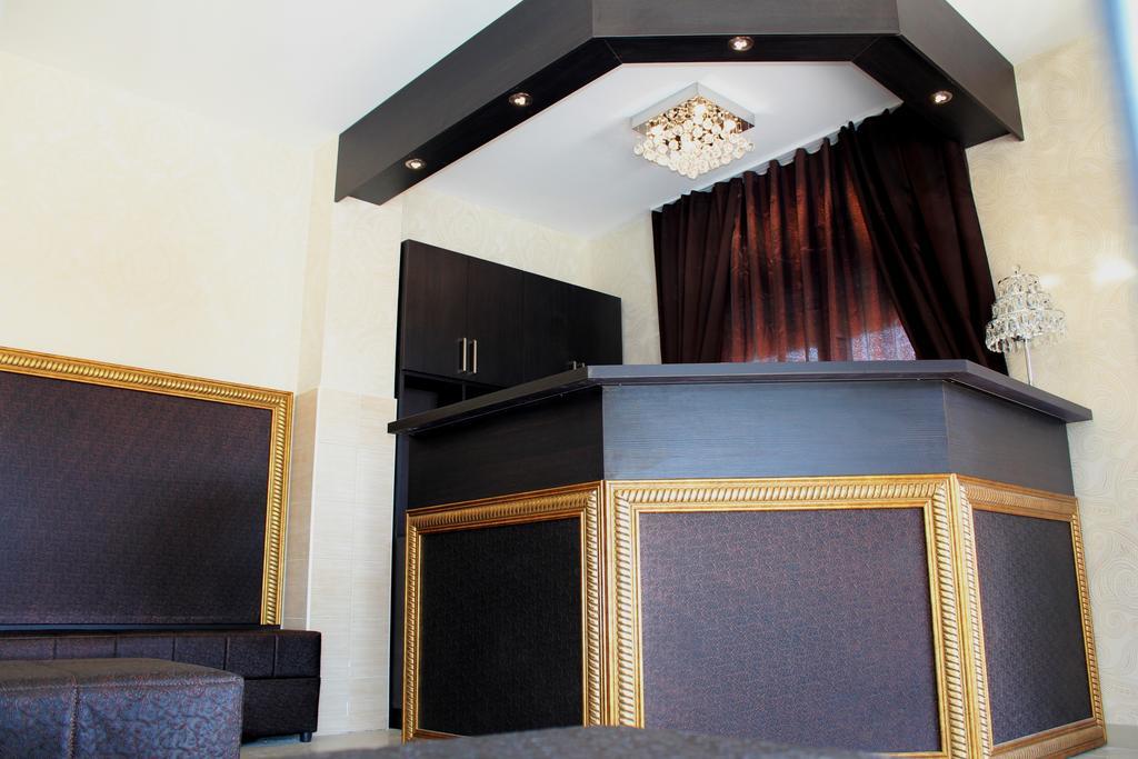 Novi Apartments Херцег-Нови Экстерьер фото