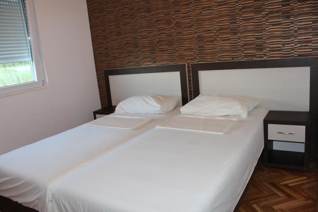 Novi Apartments Херцег-Нови Номер фото